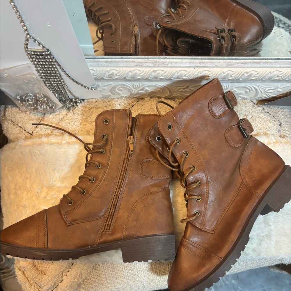 Streetwear Society Brown Lace-Up Ankle Boots
